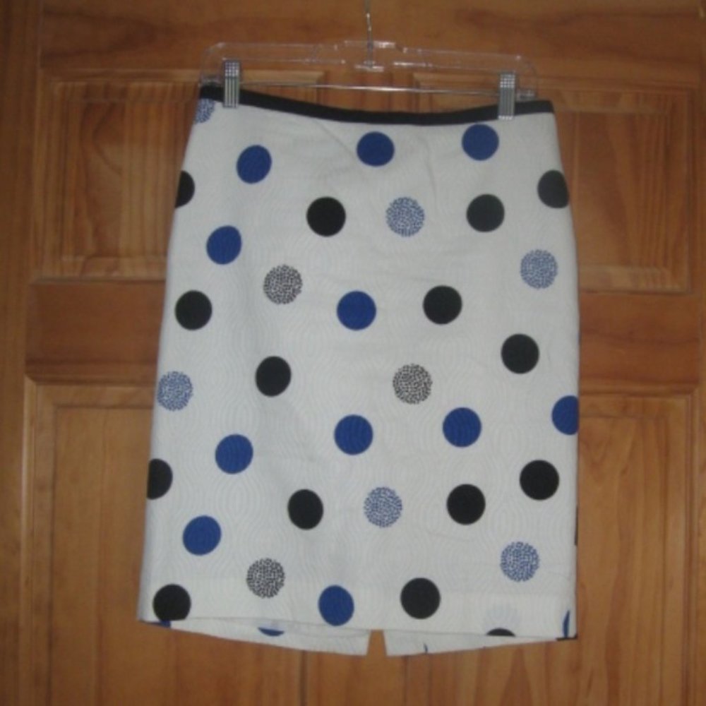 Talbots White with Dots Pencil Skirt with Back Zipper